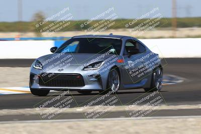 media/Oct-05-2025-Speed Ventures (Sun) [[aa9b841edf]]/Black/Session 3 (Turn 1)/